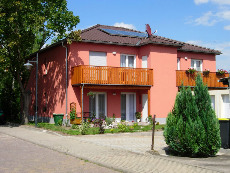 Neubau Mehrfamilienhauses mit 4 Wohneinheiten in Bad Frankenhausen, 2006, Gebäude- und Tragwerksplanung, EnEV-Nachweis